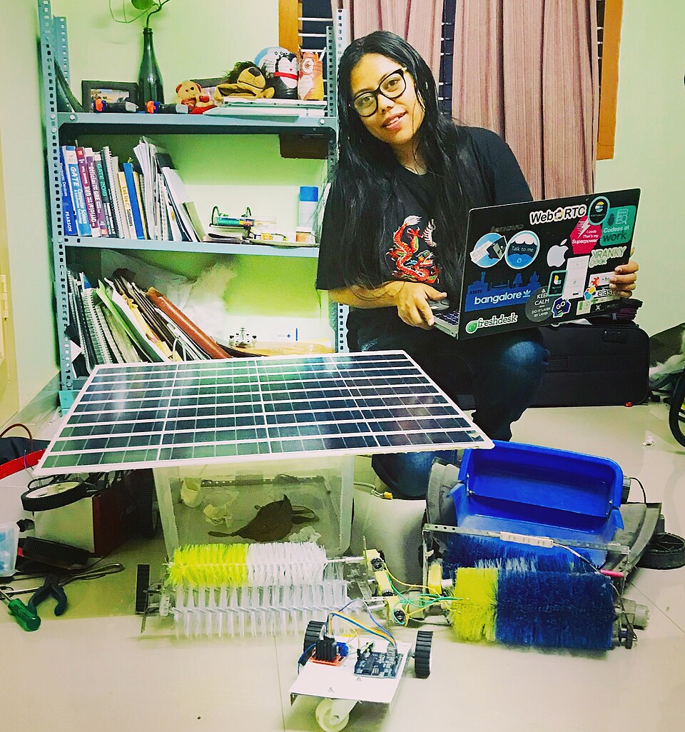 Altanai Bisht with RamuDroid robots